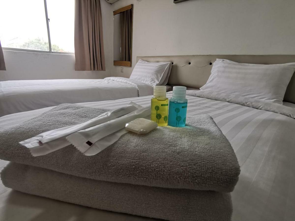 De Ocean Hotel Malakka Dış mekan fotoğraf